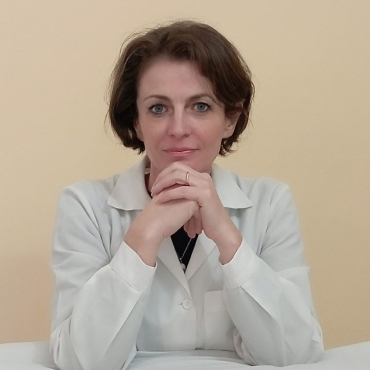 La dott.ssa Tatiana Bradescu nel suo studio
